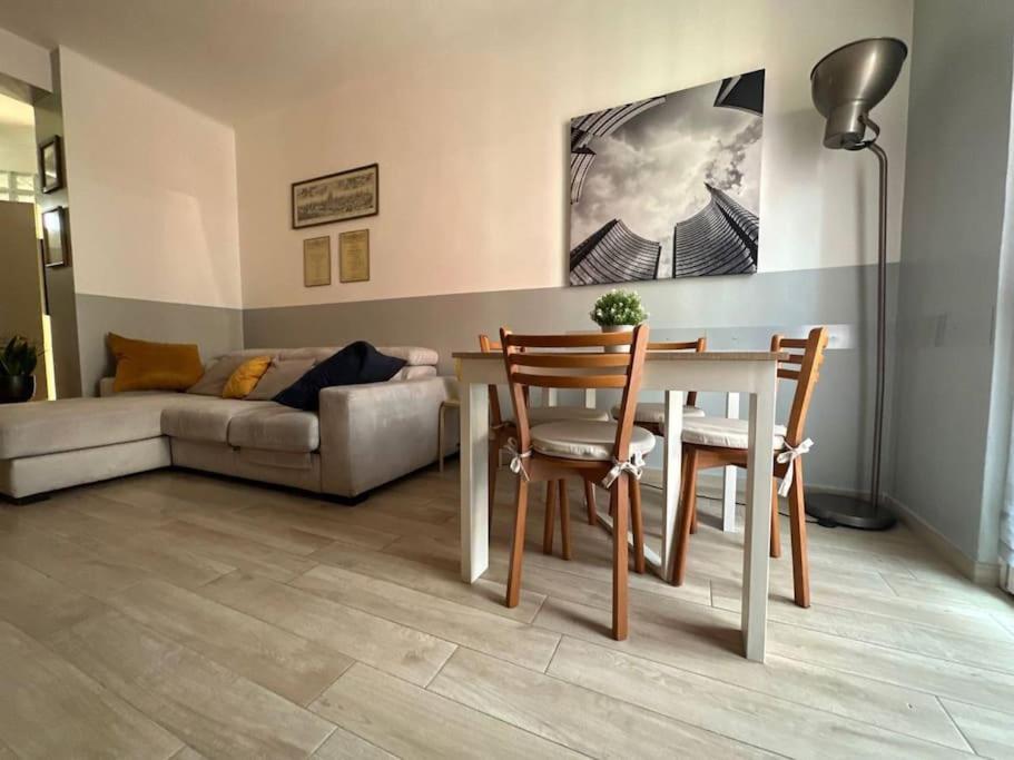 Art&Design Close To Bocconi University Milan Extérieur photo